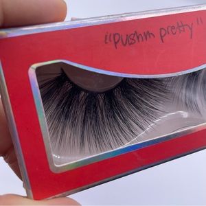 False long eyelashes 1pair -New